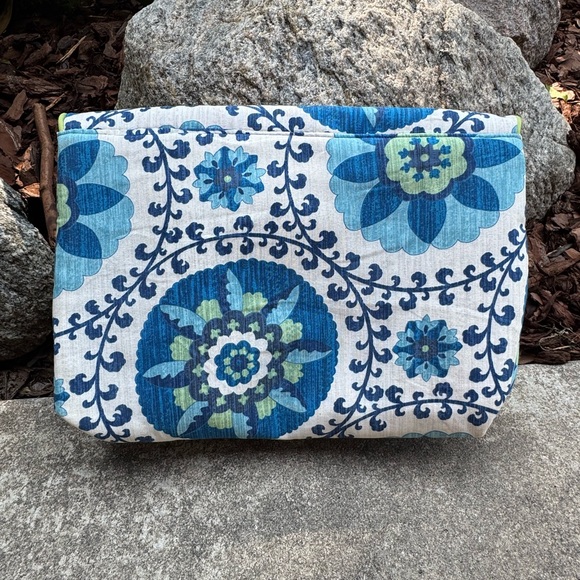 Raymond Waites floral boho travel toiletry bag NWOT - Picture 2 of 8